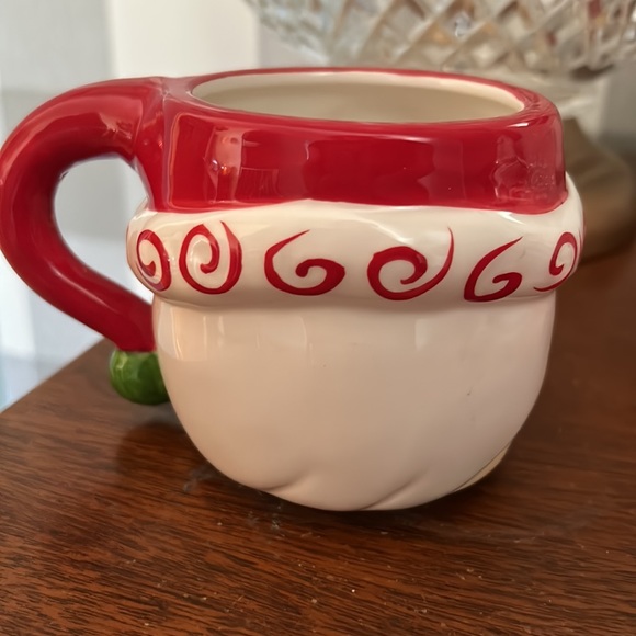 Santa Head Mug - Picture 3 of 5